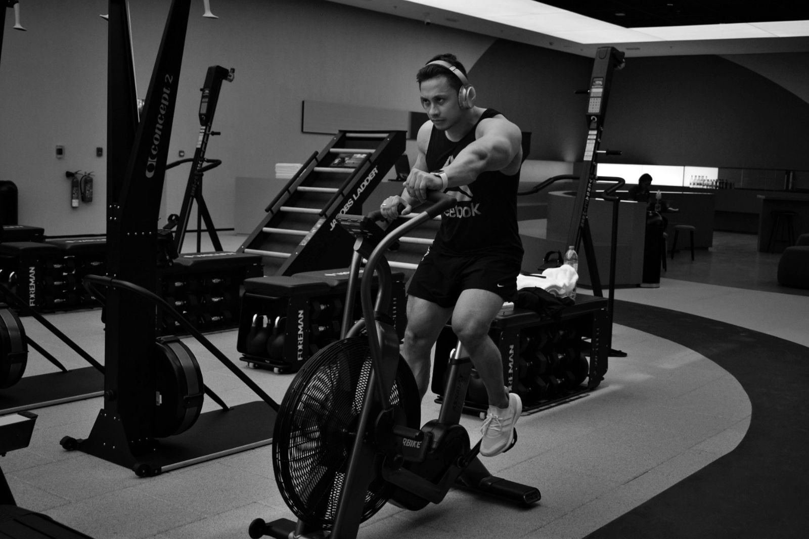 Muscle gain trainer Dubai